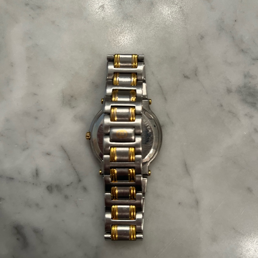 This Gucci watch is beautiful. Sized for a woman’s wrist. - Picture 2 of 2